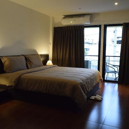 Hideaway Guest House And Bar Pattaya Bagian luar foto