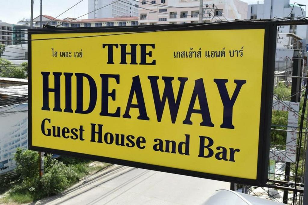 Hideaway Guest House And Bar Pattaya Bagian luar foto
