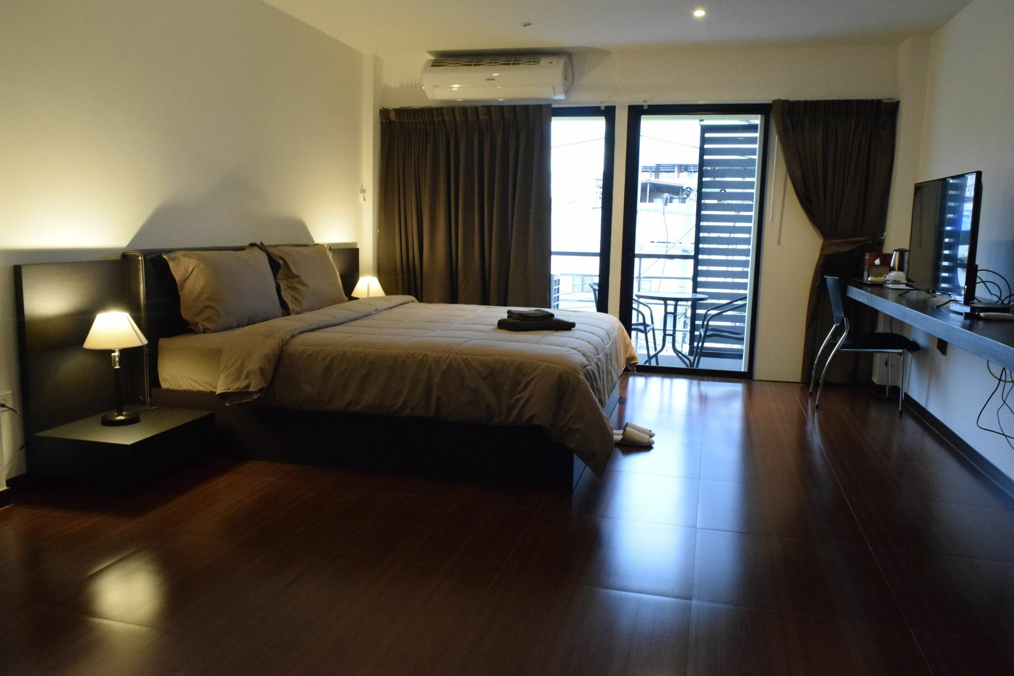 Hideaway Guest House And Bar Pattaya Bagian luar foto