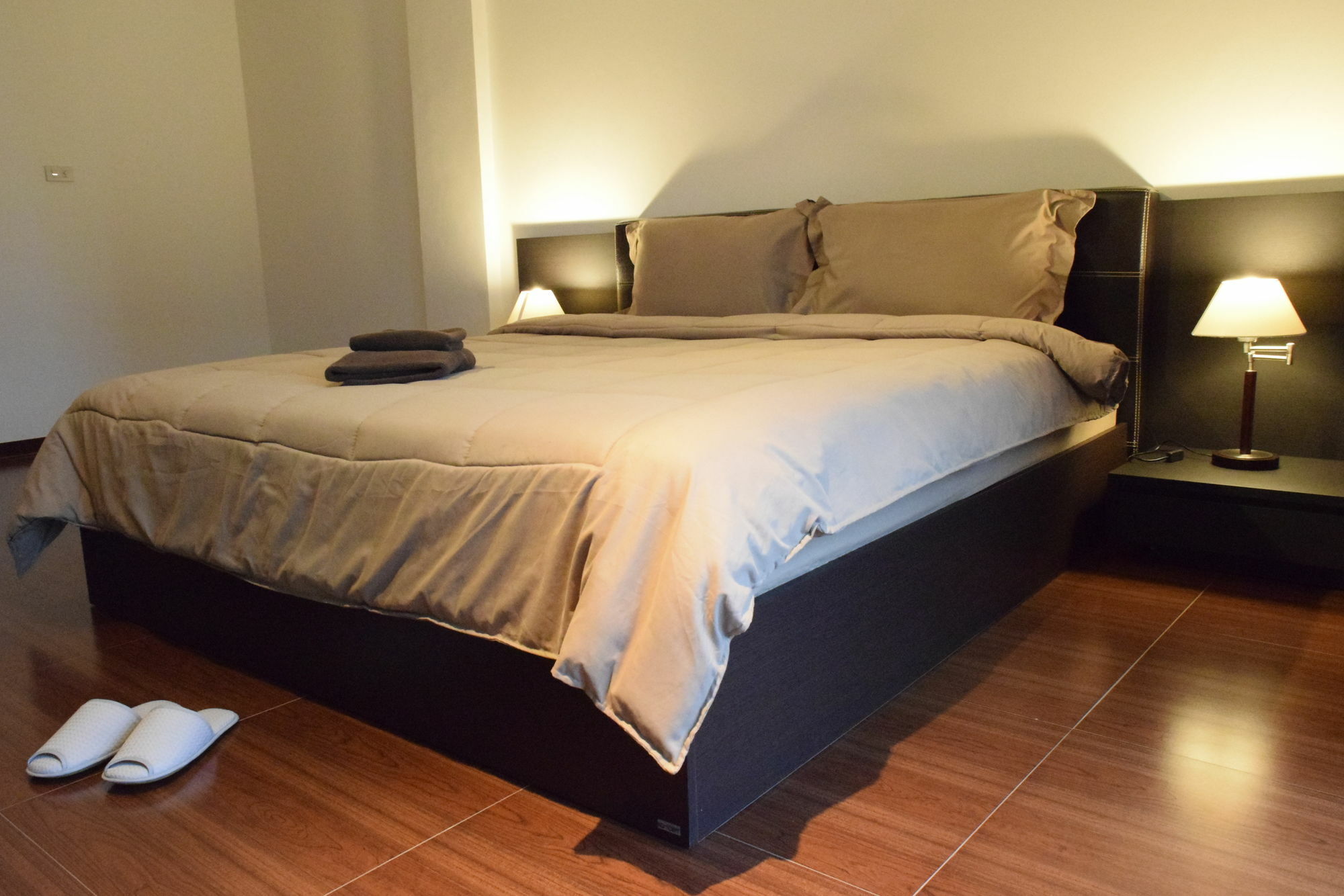 Hideaway Guest House And Bar Pattaya Bagian luar foto