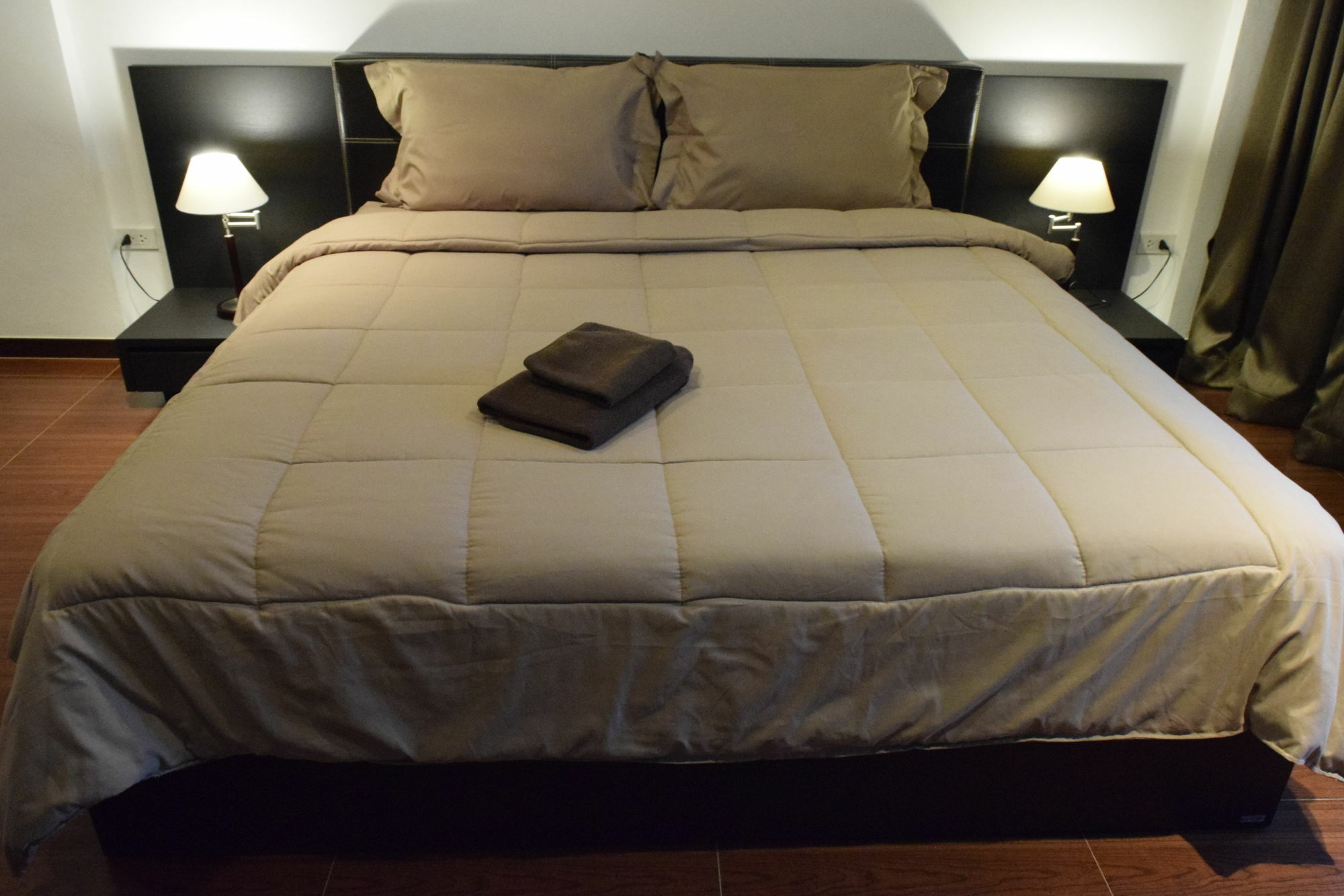 Hideaway Guest House And Bar Pattaya Bagian luar foto
